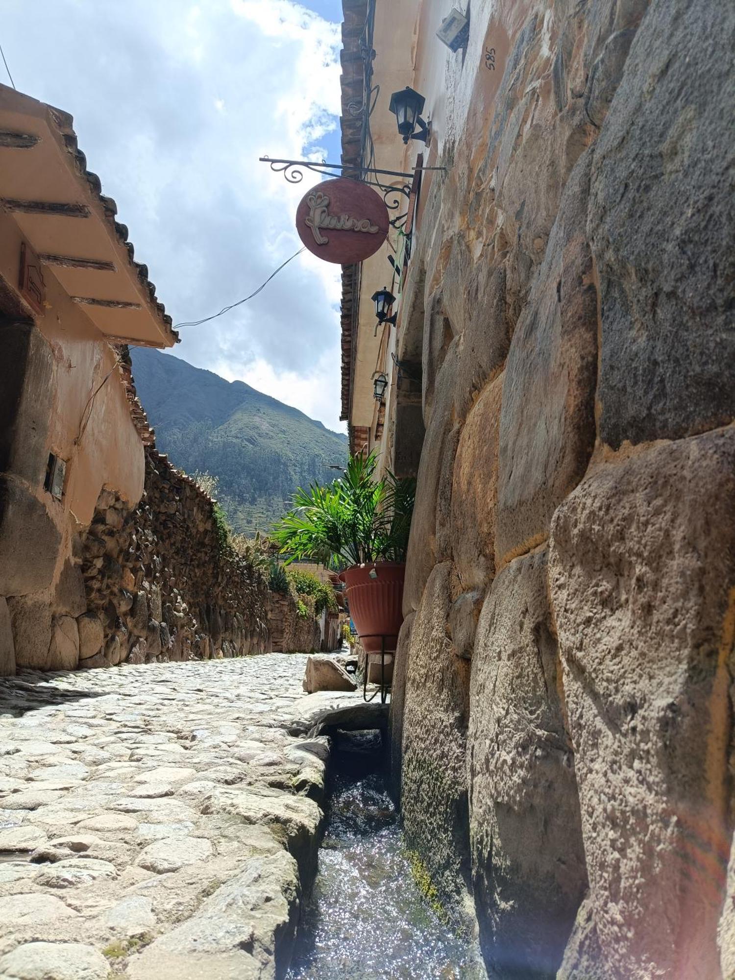 Bed and Breakfast Luisa Ollantaytambo Exterior foto